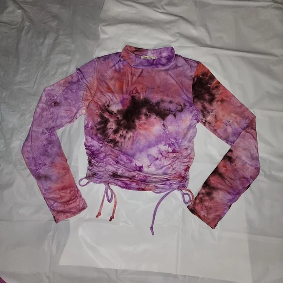 NWT Dolls Kill Pink Marbled Tye Dye Long Sleeve Crop Top - Picture 5 of 10